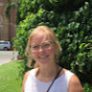 Meet your Posher, Angie